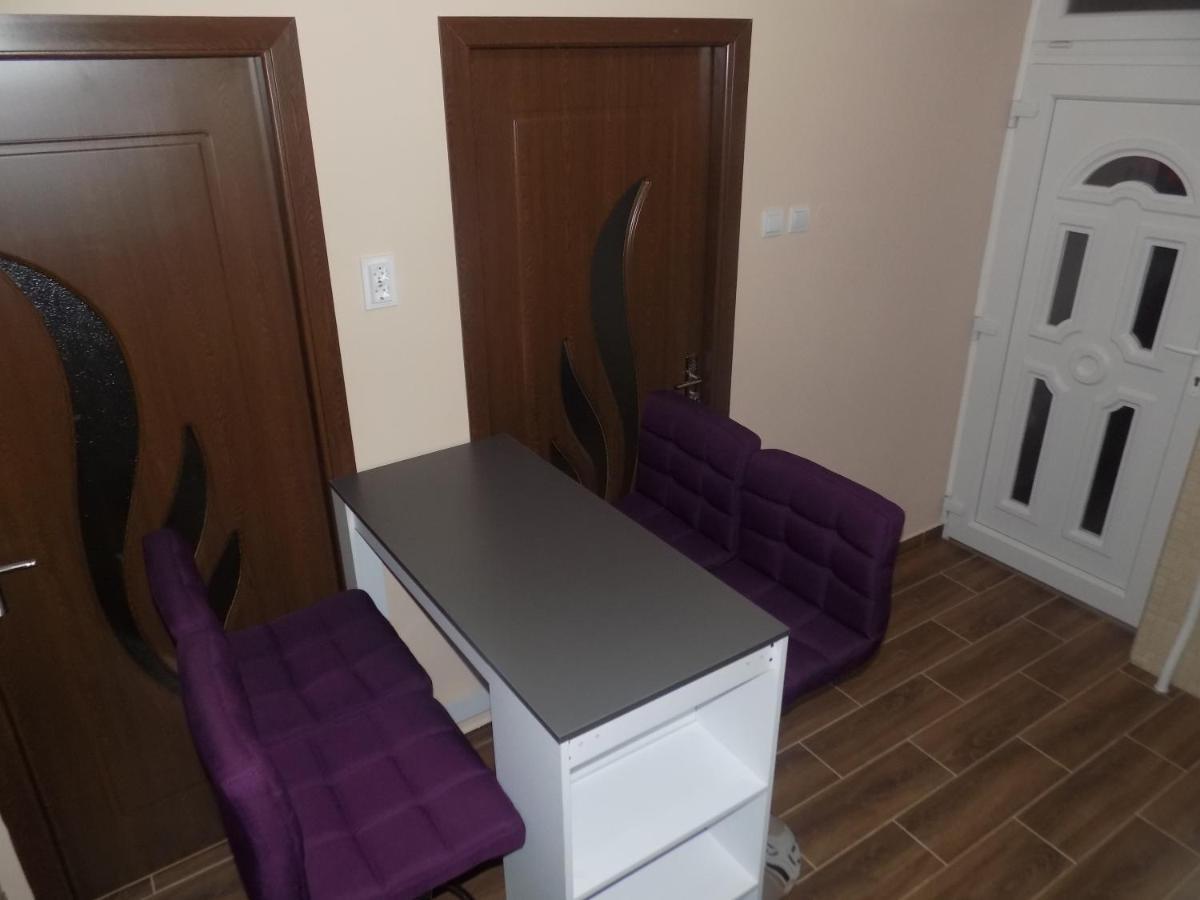 Апартаменты Gabriel Apartman Хайдусобосло Экстерьер фото